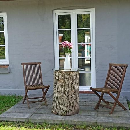 Pappelhof - Doppelhaushaelfte Mit Garten In Grömitz Esterno foto